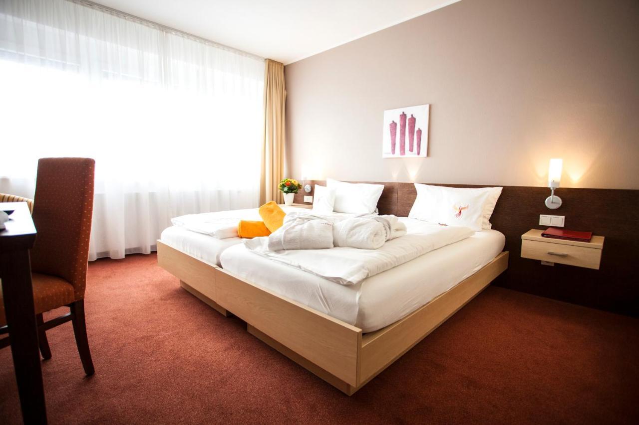 Phoenix Hotel Bergneustadt Exterior photo